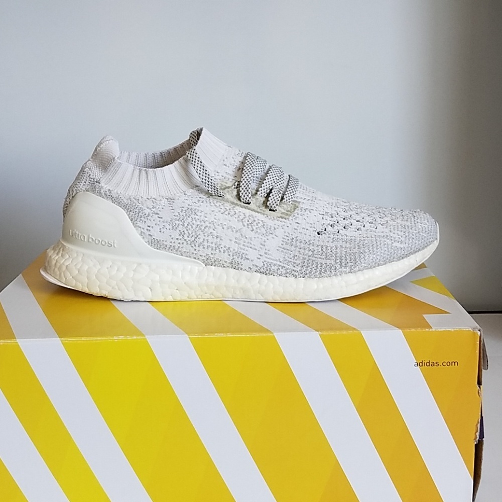 Adidas Ultraboost - Picture 3 of 4